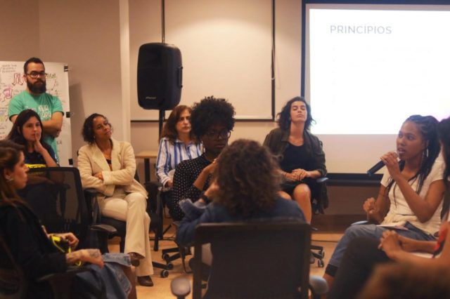 Figura 2. Foto do momento de roda de conversa durante o evento no Mining Hub em 2019.